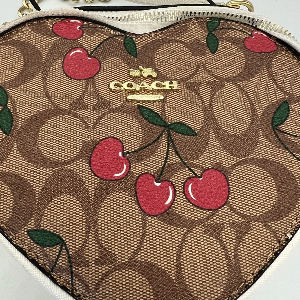 Coach Heart-Shaped Cherry crossbody bag - Picture 4 of 8